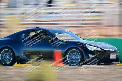 media/Oct-18-2025-Extreme Speed (Sat) [[d6d7e1fef1]]/Group 5/Session 3 (Turn 1)/